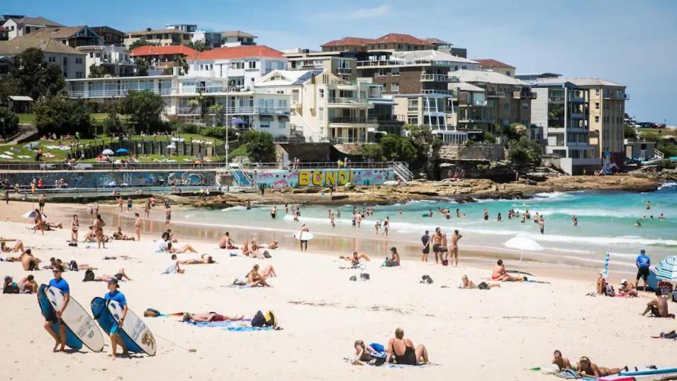 Best Location At Bondi Beach, On The Beach! Apartment Sydney Luaran gambar