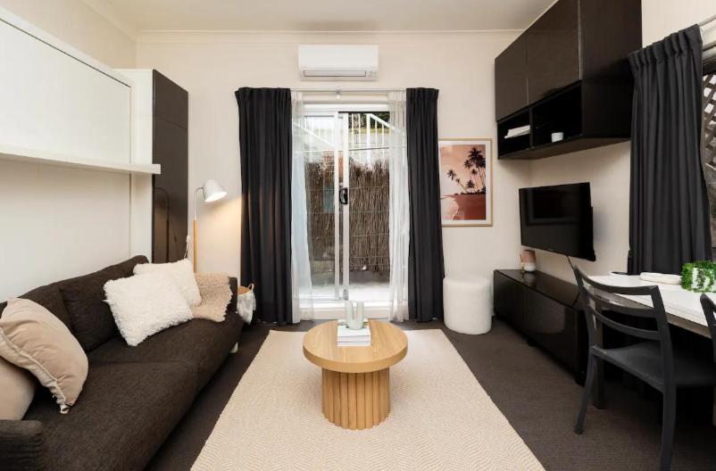 Best Location At Bondi Beach, On The Beach! Apartment Sydney Luaran gambar